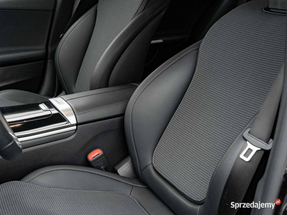 Mercedes C 180 GD8L034180 mHEV Avantgarde elektryczne lusterka pomorskie