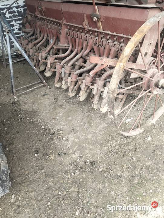 Sprzedam siewnik Bodzentyn