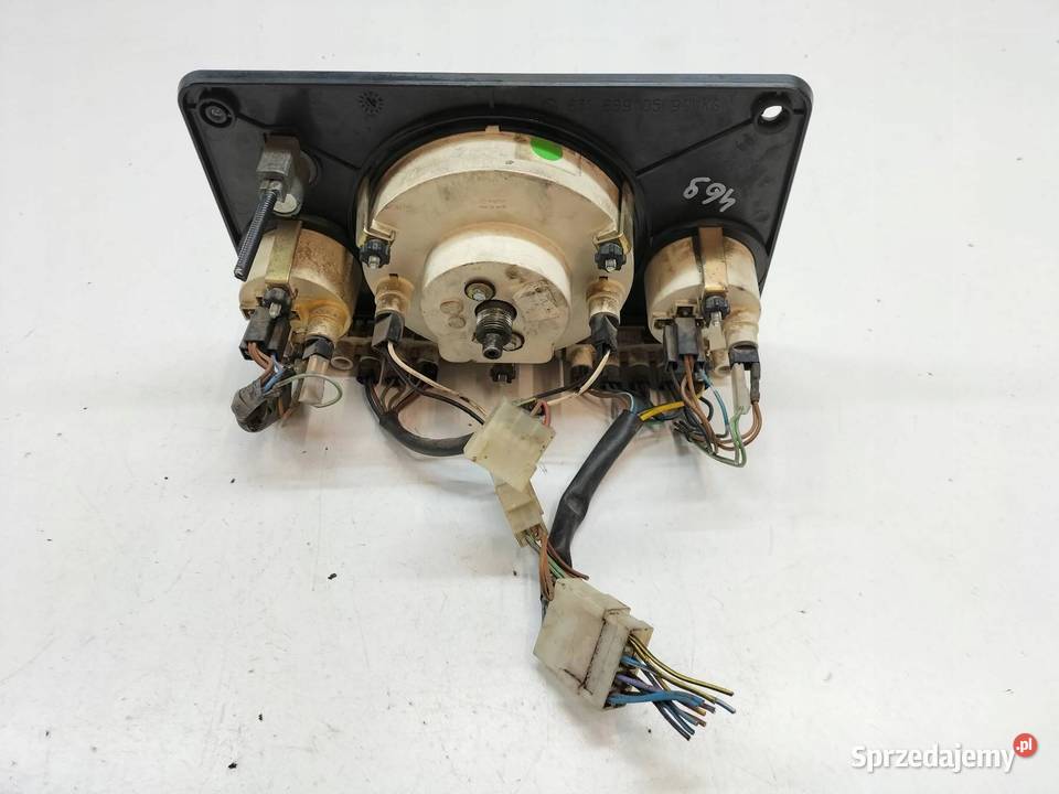 LICZNIK 6316890590 24 D 74 MercedesBenz MB 100 I