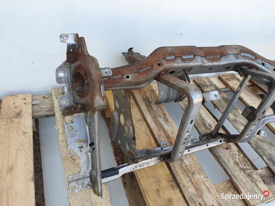 Dodge Challenger STELAŻ DESKI ROZDZIELCZEJ