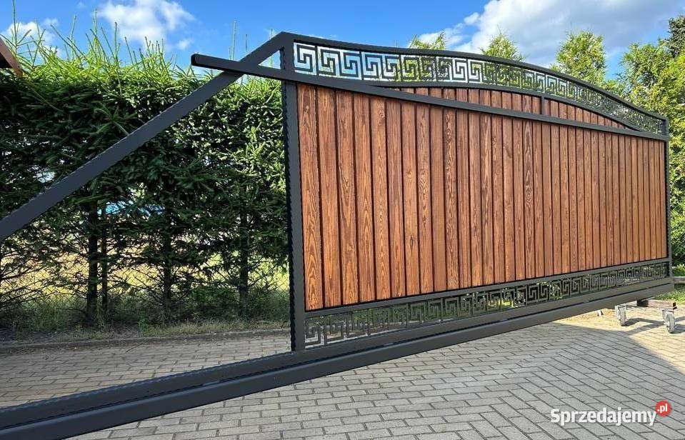 Brama wjazdowa przesuwna drewno metal kuta przesuwna Stargard