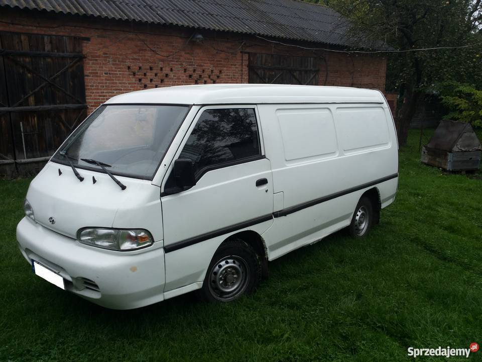 Tani bus do jazdy biały