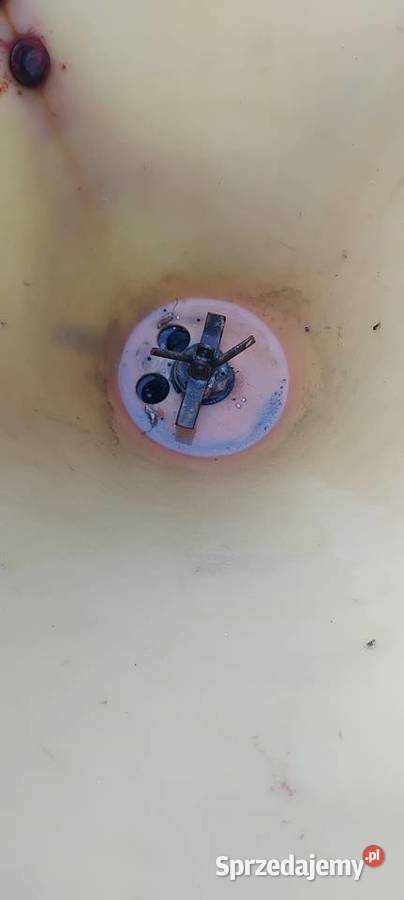 Rozsiewacz nawozu nieuszkodzony Łęczyca