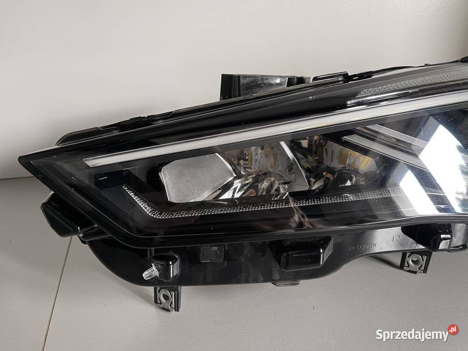 CUPRA FORMENTOR LEWA LAMPA PRZÓD 5FG941007F wielkopolskie Ostroróg