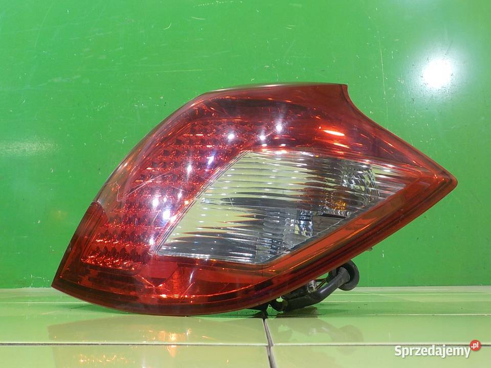 KIA CEED I LIFT 14 B 11r HB 5D lampa prawa tyl Suków