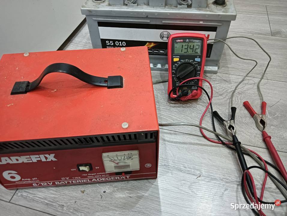 Prostownik ładowarka 6A 12V sprawny porządny Wałbrzych