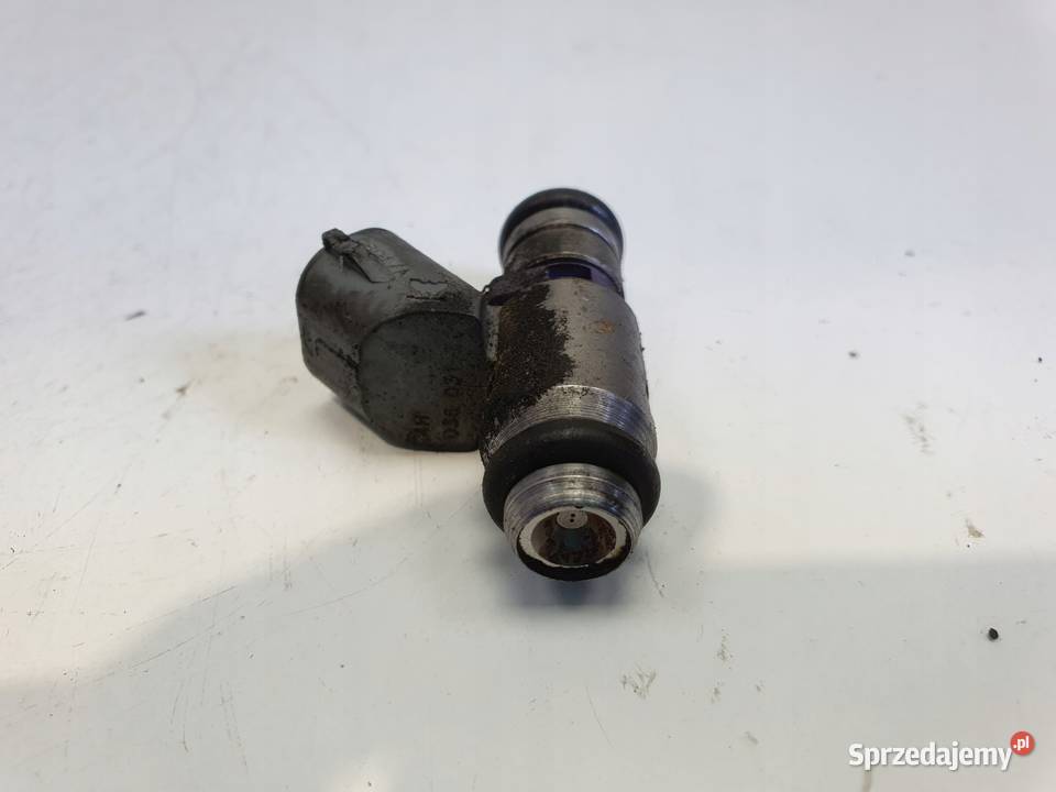 WTRYSKIWACZ VW Golf IV 16 16V PALIWA Wtrysk Chełm sprzedam