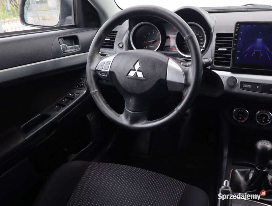 Mitsubishi Lancer 16 MIVEC kamera cofania
