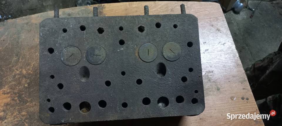 Głowica mercedesbenz l3000 om65 mercedes Domaszkowice