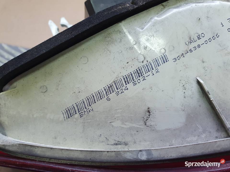 BMW 1 E87 LAMPA PRAWA TYLNA PRAWY TYŁ 6224502 Motoryzacja Międzychód sprzedam