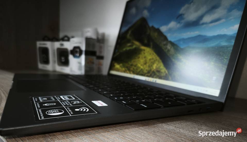 Medion Akoya e16423 core i3 11gen 8gb ram ssd Leszno sprzedam