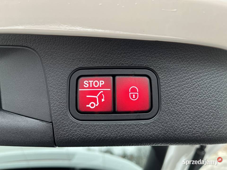 MercedesBenz GLA 250 4Matic Progressive 224KM Poznań sprzedam
