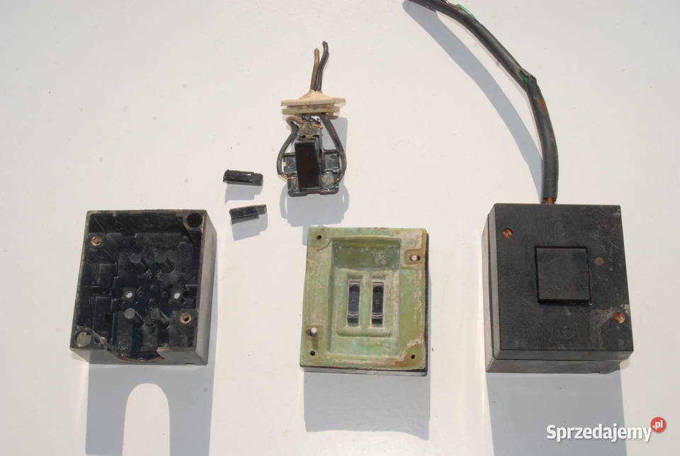 Stare przełączniki do światła włącz wyłącz Cieszyn