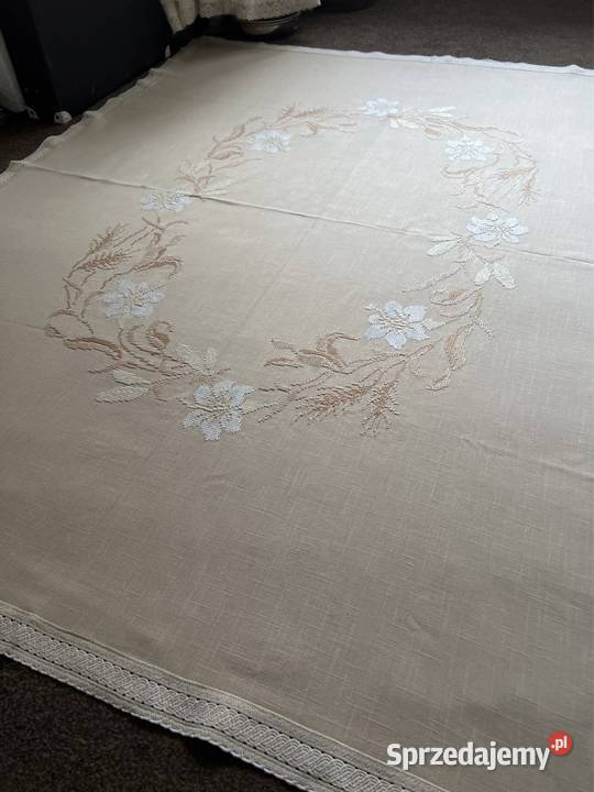Obrus ręcznie hartowany kwiaty rękodzieło Zabrze