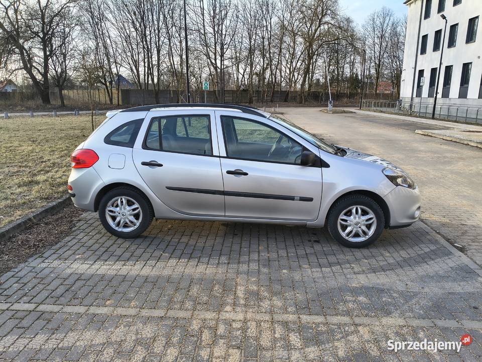 Sprzedam prywatne Renault Clio III garażowany Szczecin sprzedam