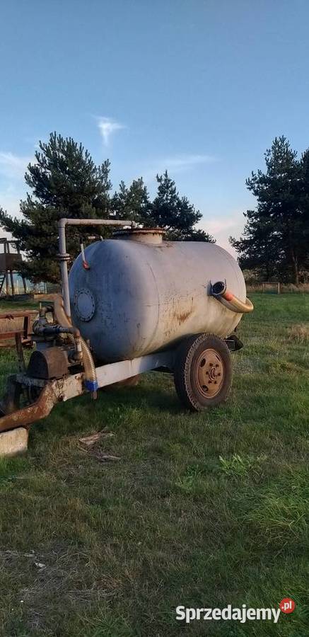 Beczkowóz 3000l sprawny Korfantów