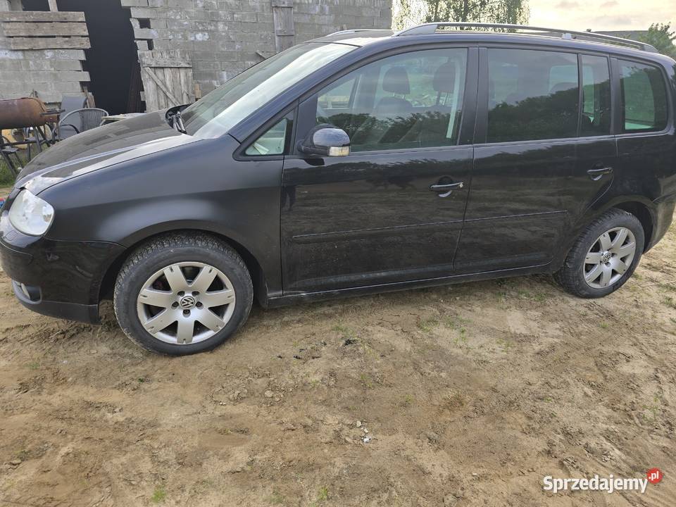 Vw touran nieuszkodzony Niepoczołowice sprzedam