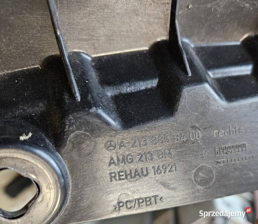 MERCEDES W213 63 63 AMG ŚLIZG PRAWY ZDERZAKA Pozostałe