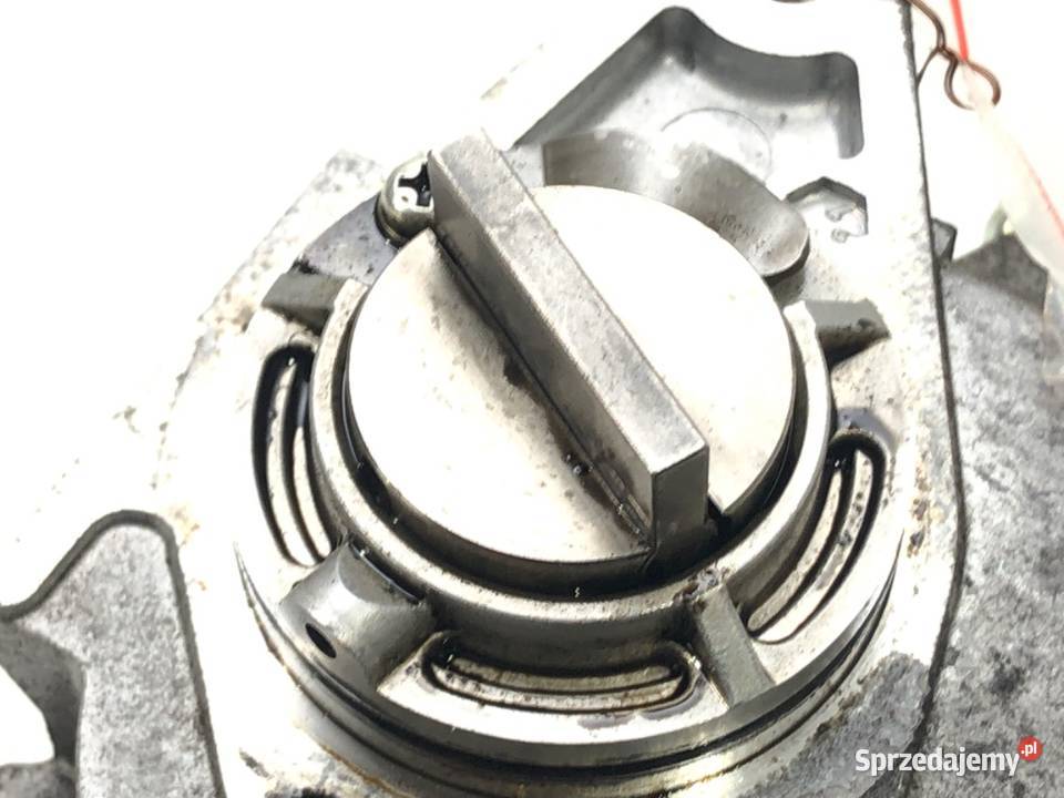 POMPA VACUM MITSUBISHI LANCER VIII 4N13 18 150