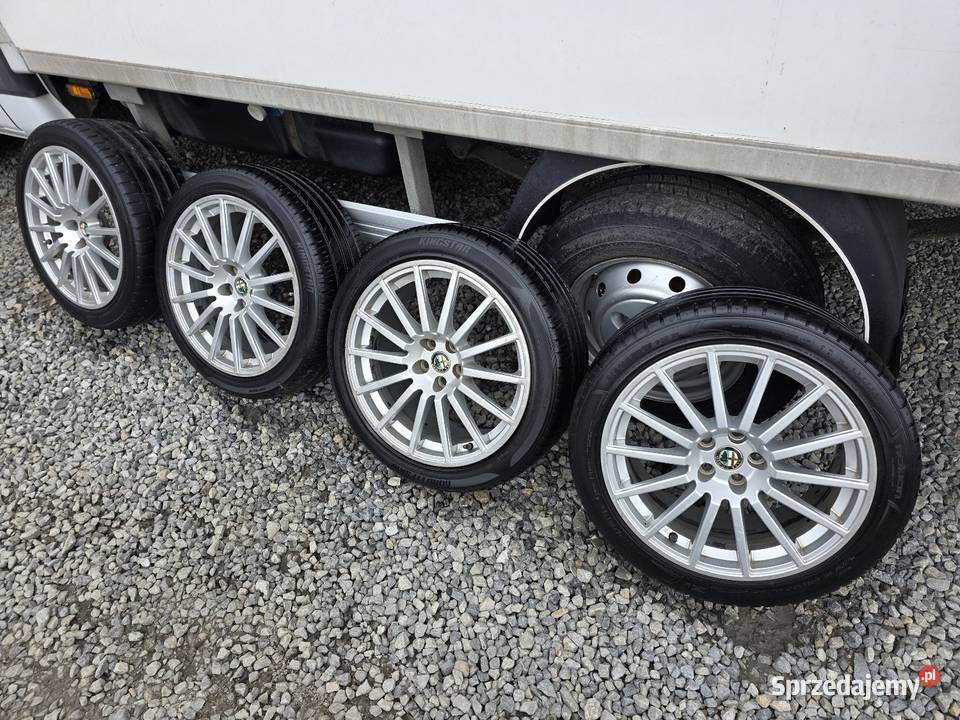 Alufelgi koła alfa 5x98 R17 Rzeszów sprzedam