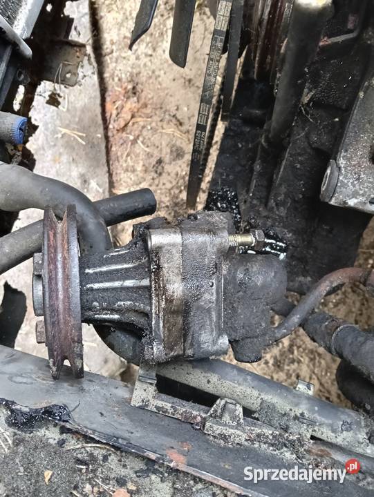 BMW e30 Mocowanie pompy wspomagania kolo pasowe Jastrzębia Góra sprzedam