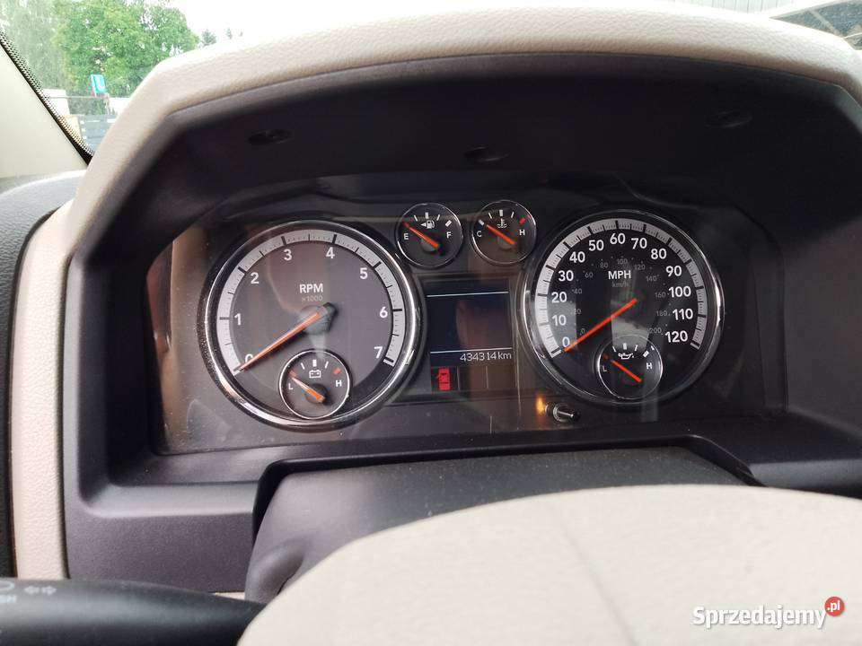 Dodge RAM 1500 57 HEMI 2011r 5654cm3 dolnośląskie Jelcz-Laskowice