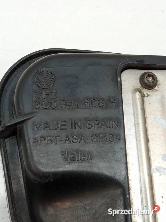 PRZETWORNICA XENON LAMPY PRZÓD 7L6941329A
