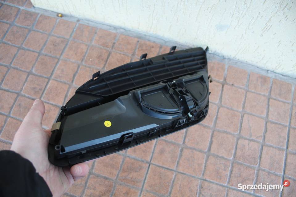 KRATKA NAWIEWU ŚRODKOWA CITROEN C5 III X7 sprzedam