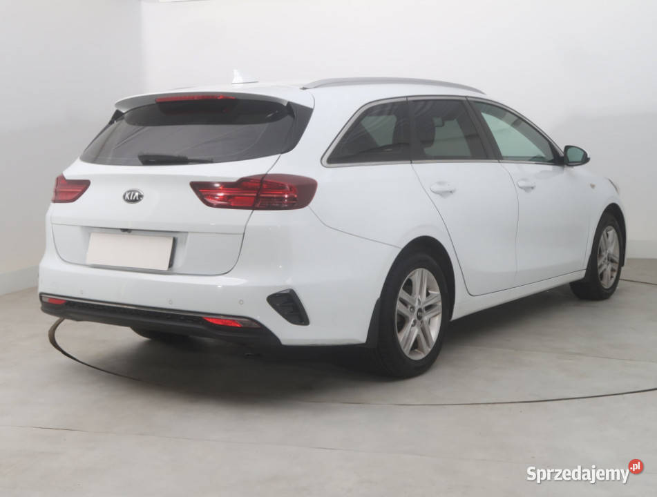 Kia Ceed 16 CRDi Samochody osobowe Bielany Wrocławskie
