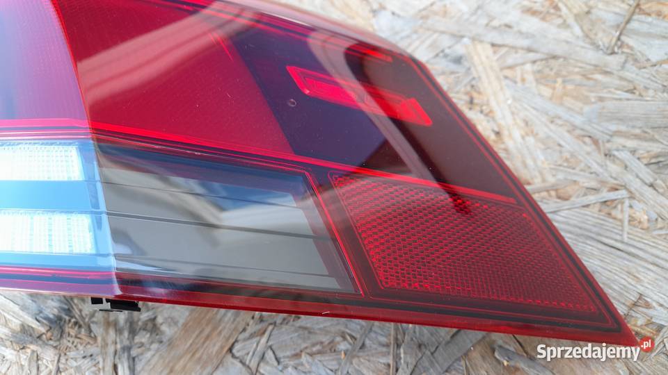 VW GOLF VIII 8 LAMPA PRAWA TYLNA TYŁ LED osobowe Goleniów