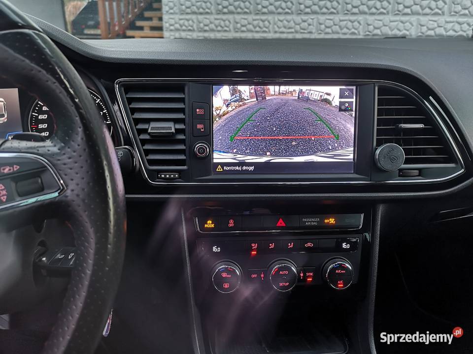 Seat Leon 20TDI DSG 2020r światła przeciwmgielne śląskie Zabełków