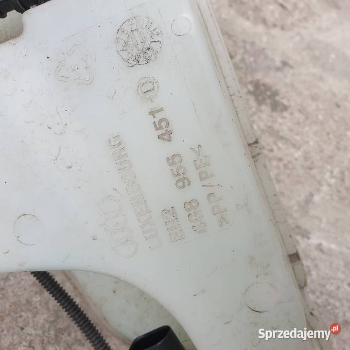 AUDI A6 C7 ZBIORNICZEK SPRYSKIWACZY 4G8955451D osobowe kujawsko-pomorskie Łochowice