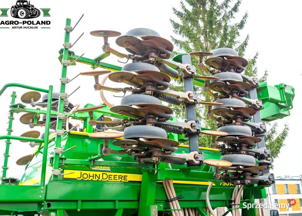 JOHN DEERE 750A 2017 6 M 2649 H GREENSTARISOBUS Kudowa-Zdrój