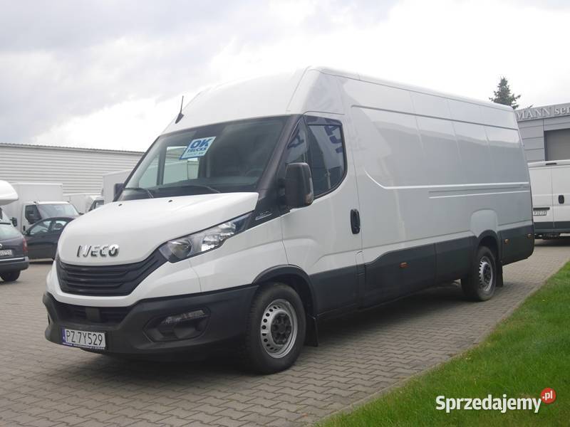 IVECO DAILY 35S16HA8V HIMATIC Furgon 16m3 Rok produkcji 2022 Suchy Las