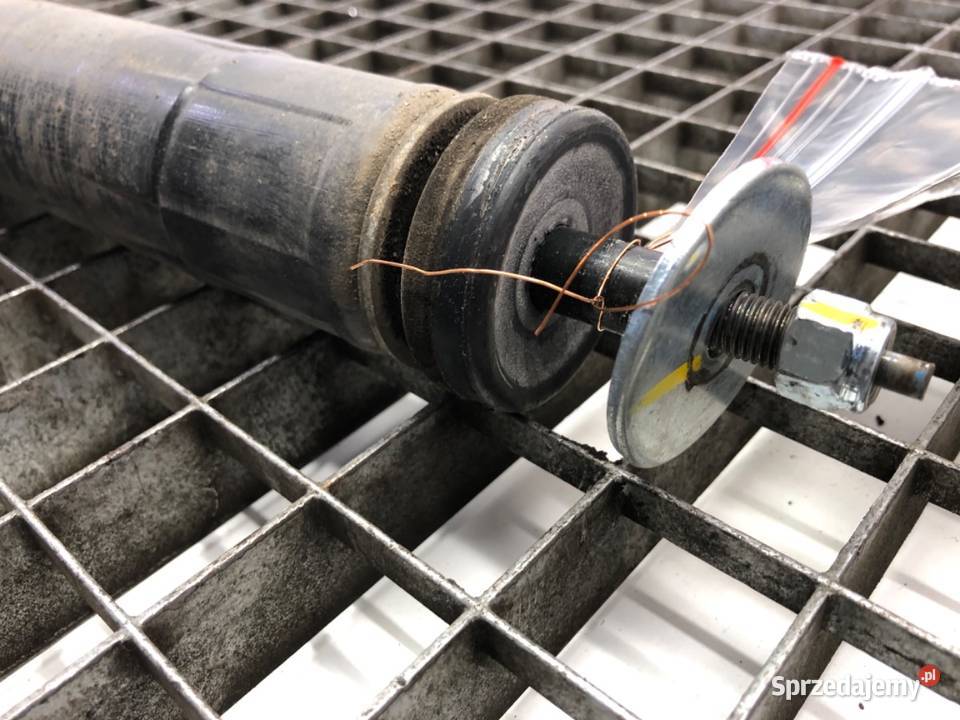 AMORTYZATOR PRAWY TYŁ SUZUKI VITARA Crossover 16