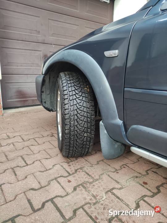 Volvo XC70 rej na 7 osób uszkodzony 2401cm3 Warszawa