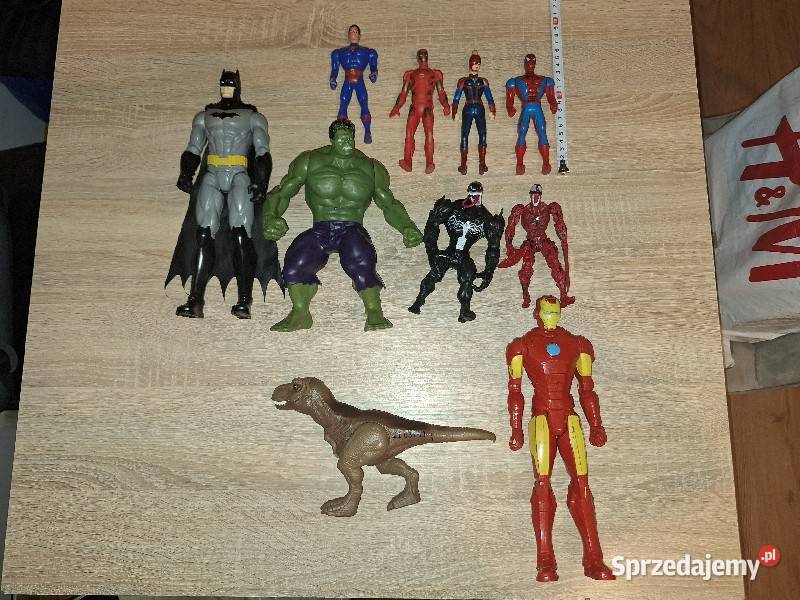 Zestaw figurek superbohaterów Warszawa