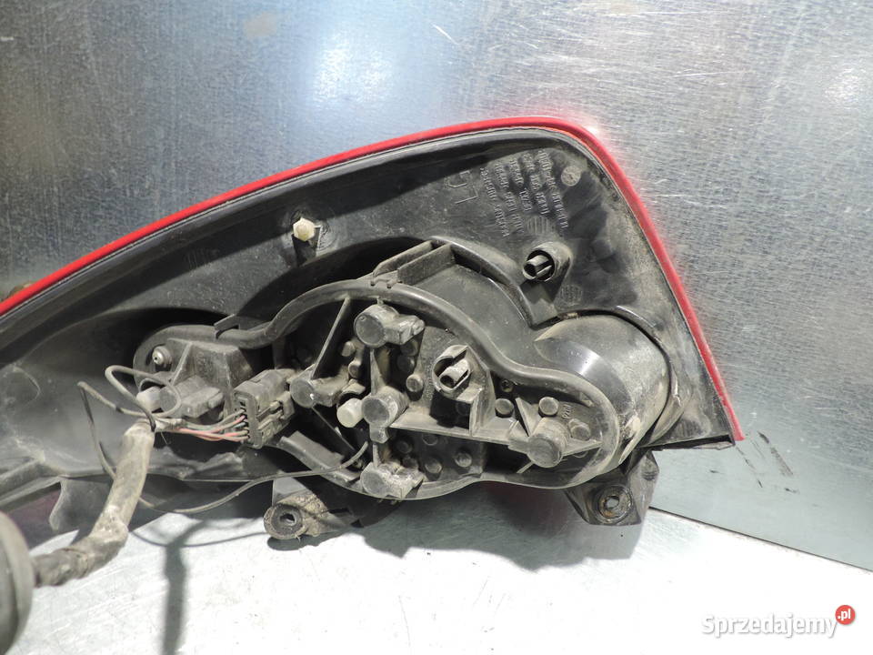 LAMPA LEWY TYŁ NISSAN PRIMERA P12 HB osobowe Nowy Sącz sprzedam