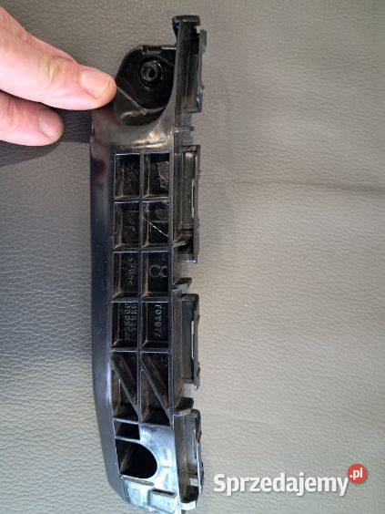 TOYOTA YARIS III 1120 MOCOWANIE ŚLIZG ZDERZAKA Szynwałd