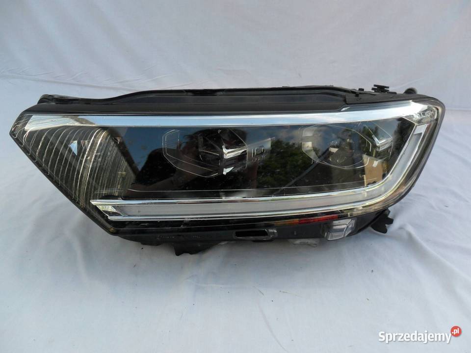 REFLEKTOR PRZÓD STRONA LEWA VOLKSWAGEN TROC osobowe Nowy Tomyśl