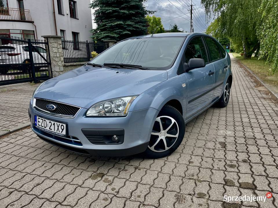 ŚlicznyZadbanyFordFocusMk22005r16BenzBogWypSprawn Focus