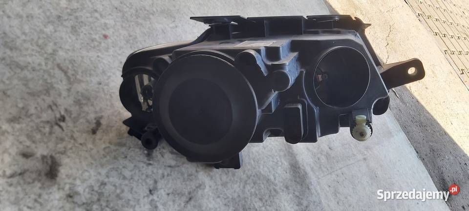 Lampa lewa przednia vw passat osobowe Raczyn