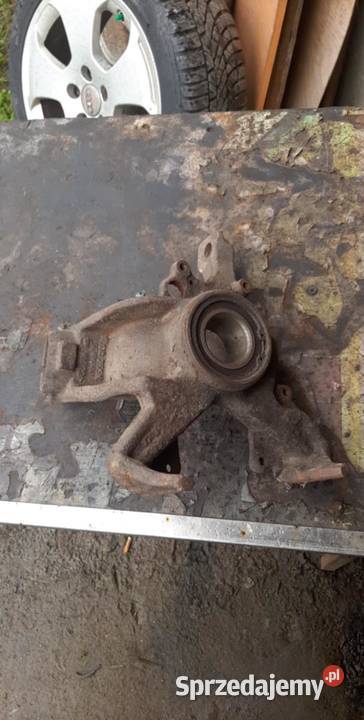 A3 Golf Leon zwrotnica przednia lewa 16 256mm Części montażowe podkarpackie Pilzno