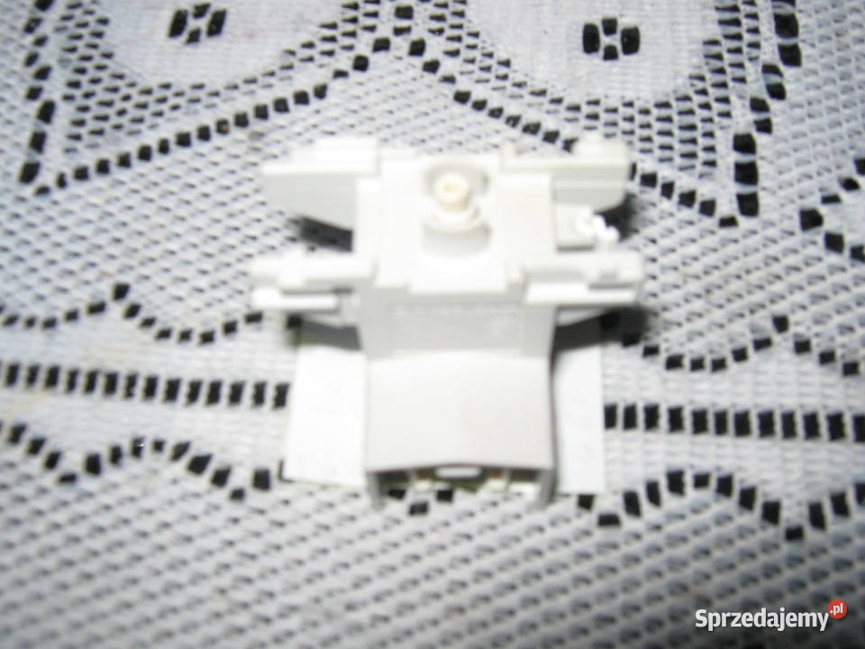 SIEMENS BOSCH 9000794132 WŁĄCZNIK ZMYWARKI