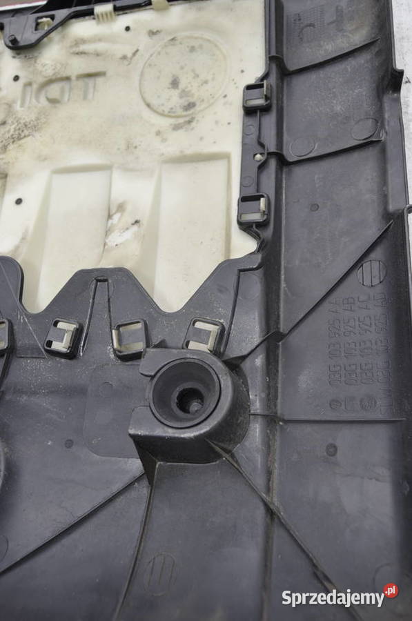 VW GOLF V AUDI SEAT OSŁONA POKRYWA GÓRNA SILNIKA Sierakowice