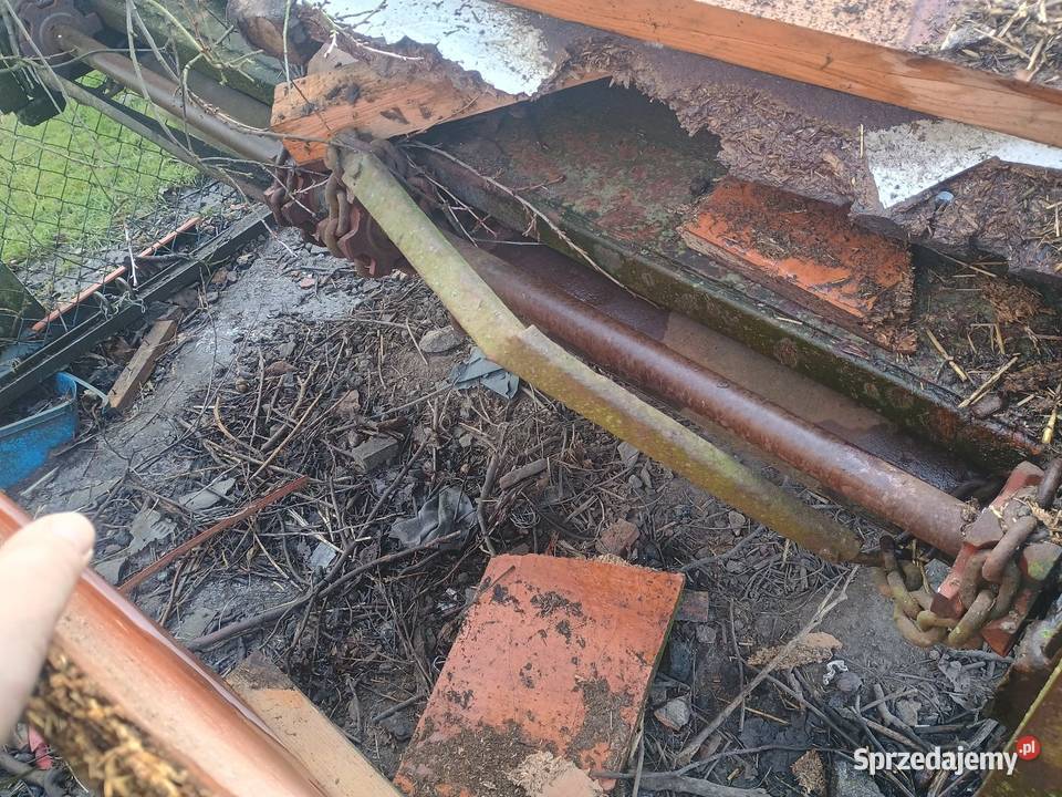 Rozrzutnik obornika Czarna białostocka 2 osiowy wielkopolskie Pępowo sprzedam