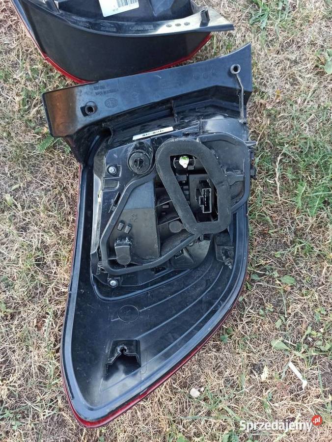 Lampy tył tylne Dacia Sandero II 20122020 Dębica