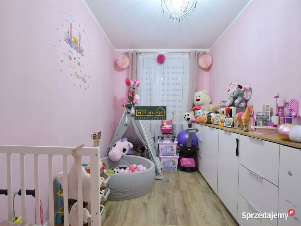 Mieszkanie 646m2 3 pokoje Wałbrzych Piętro 7