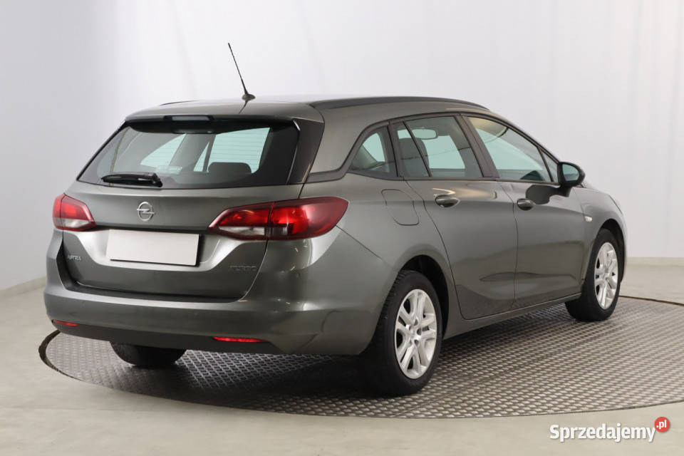 Opel Astra 14 T Zabrze
