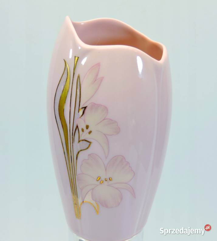 Wazonik z różowej porcelany RGK